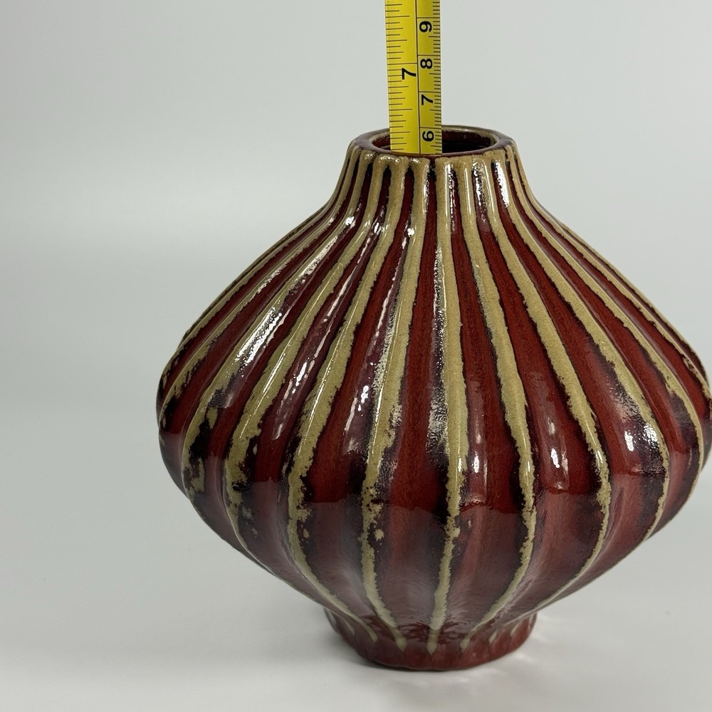 Global Views Art Pottery Decorative Vase Red Glazed Ribbed Mid Century Modern - Picture 9 of 9